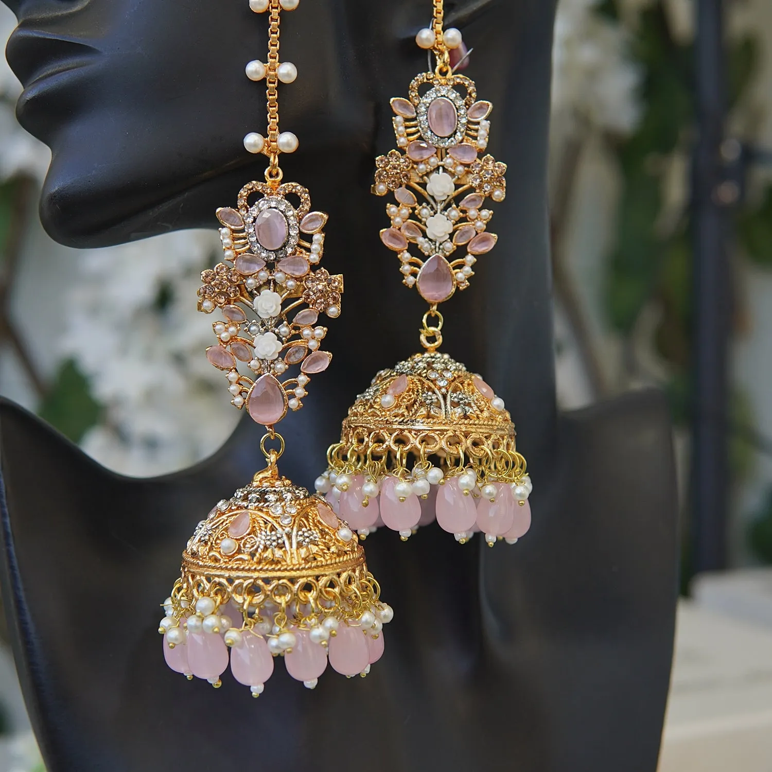 Timeless Twinkles Saharay Jhumkey