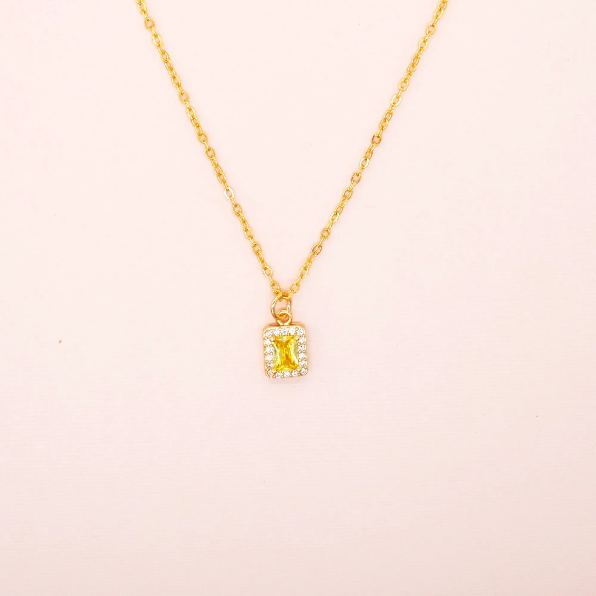 Victoria Pendant Necklace