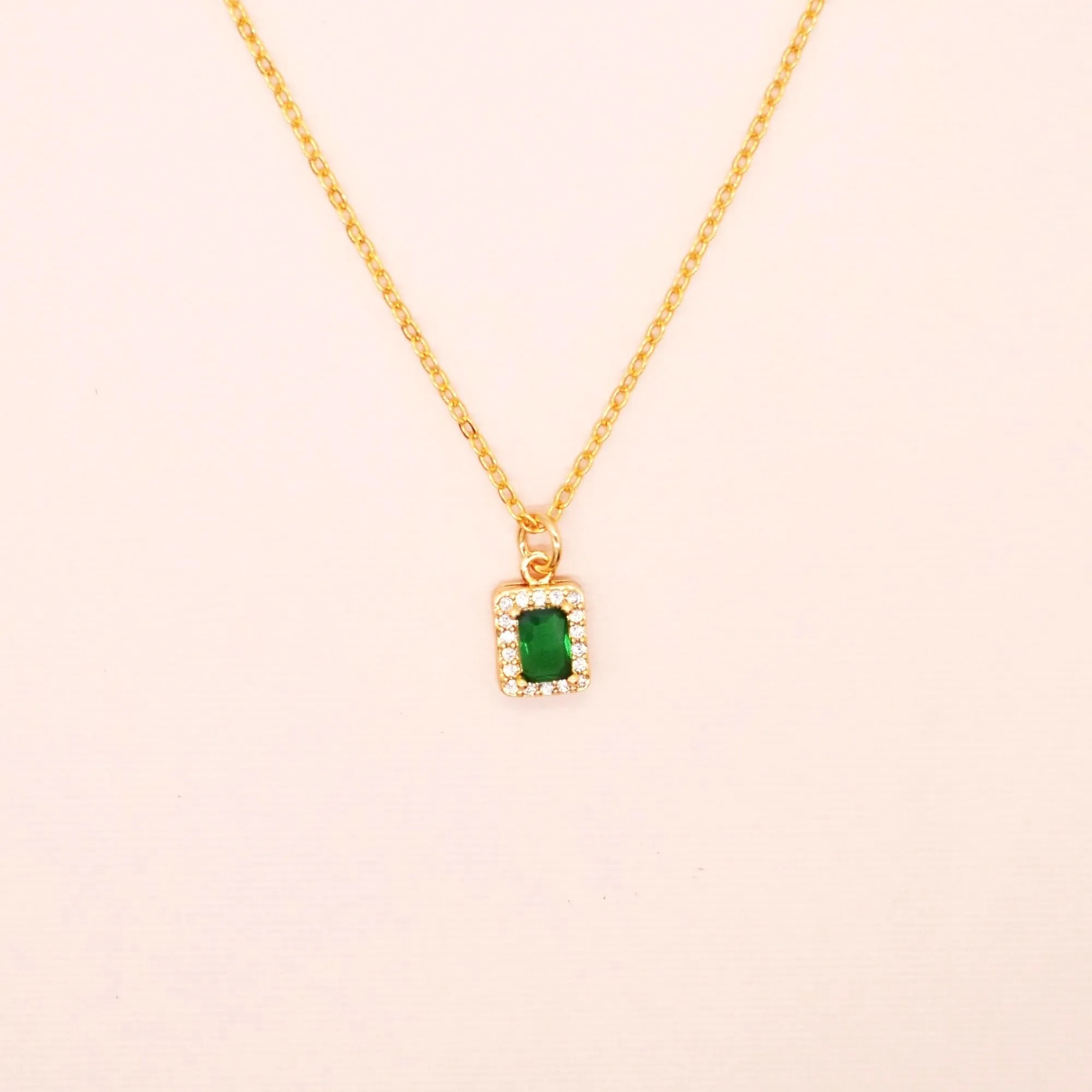 Victoria Pendant Necklace