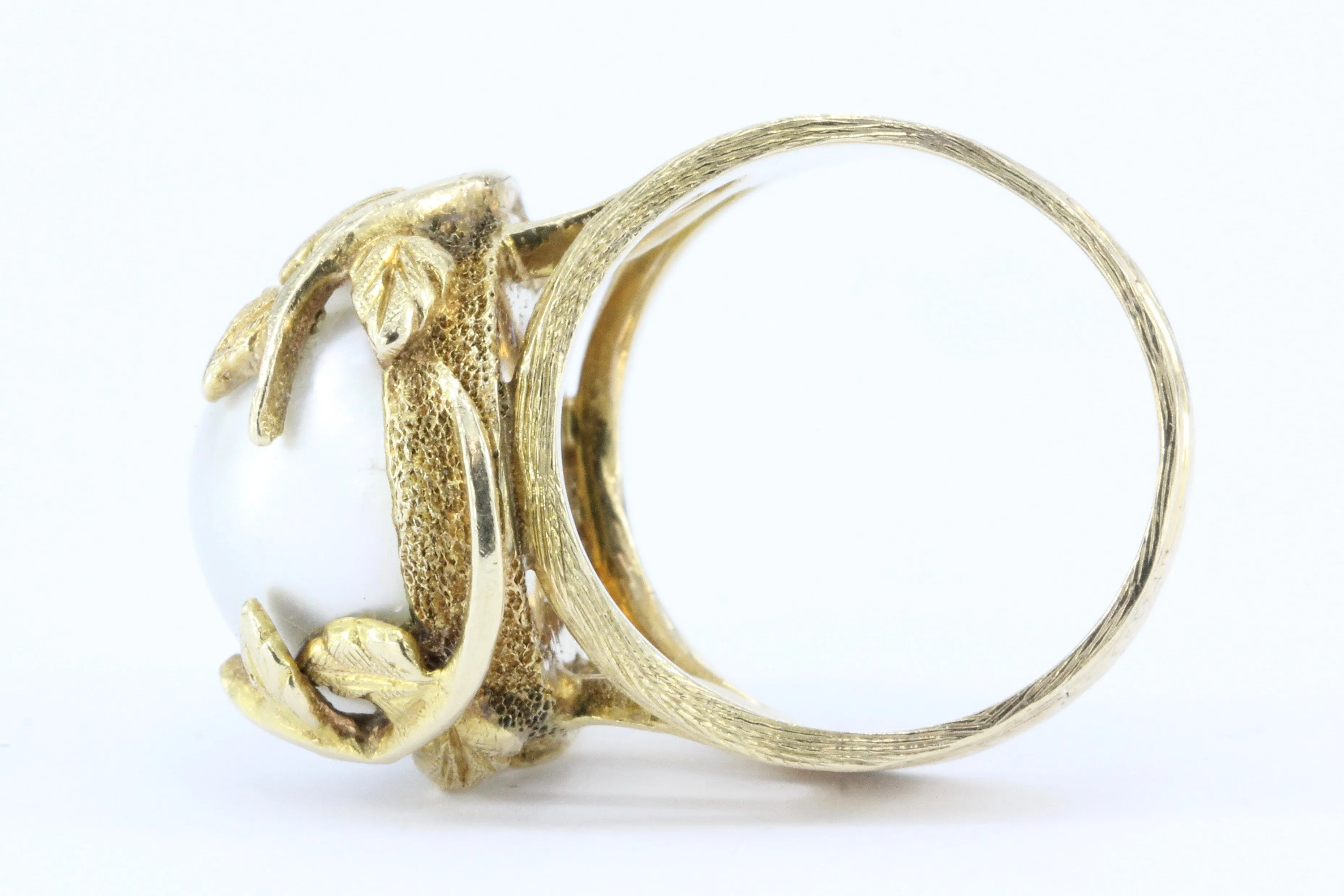 Vintage 14K Art Nouveau Style Crawling Ivy Gold Mabe Pearl Ring