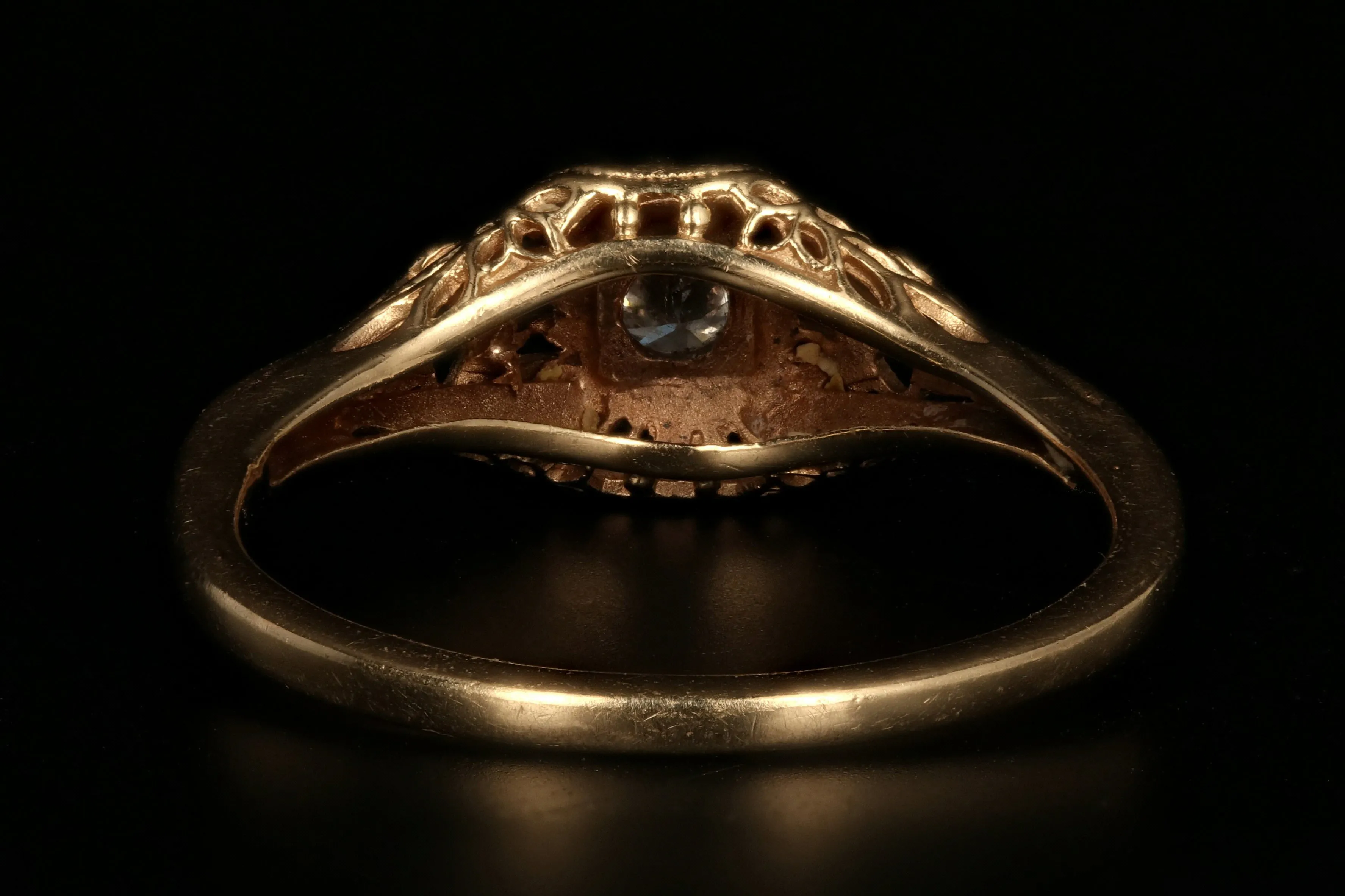 Vintage 14K Yellow Gold .18 Carat Diamond Ring