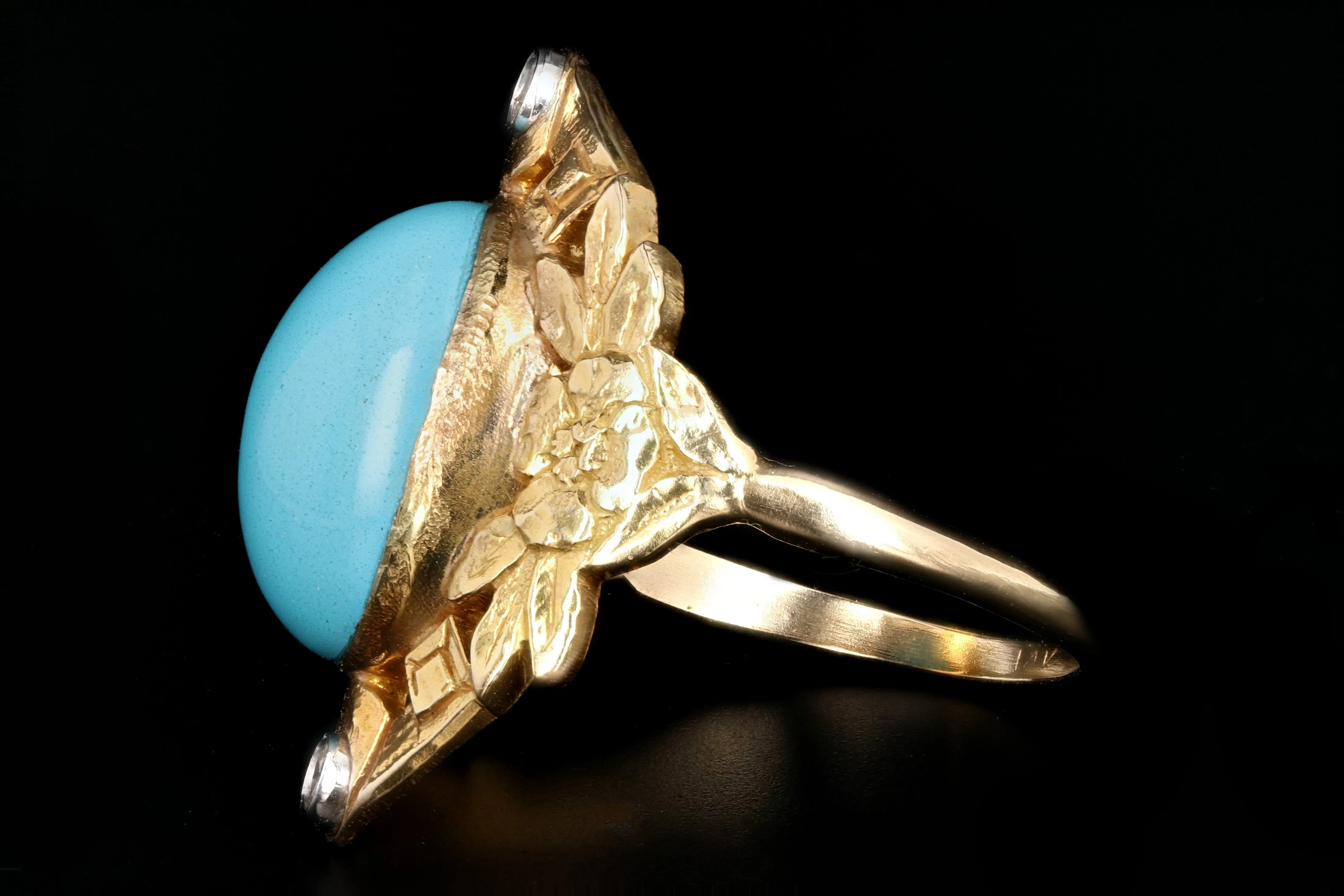Vintage 14K Yellow Gold Turquoise and Single Cut Diamond Ring
