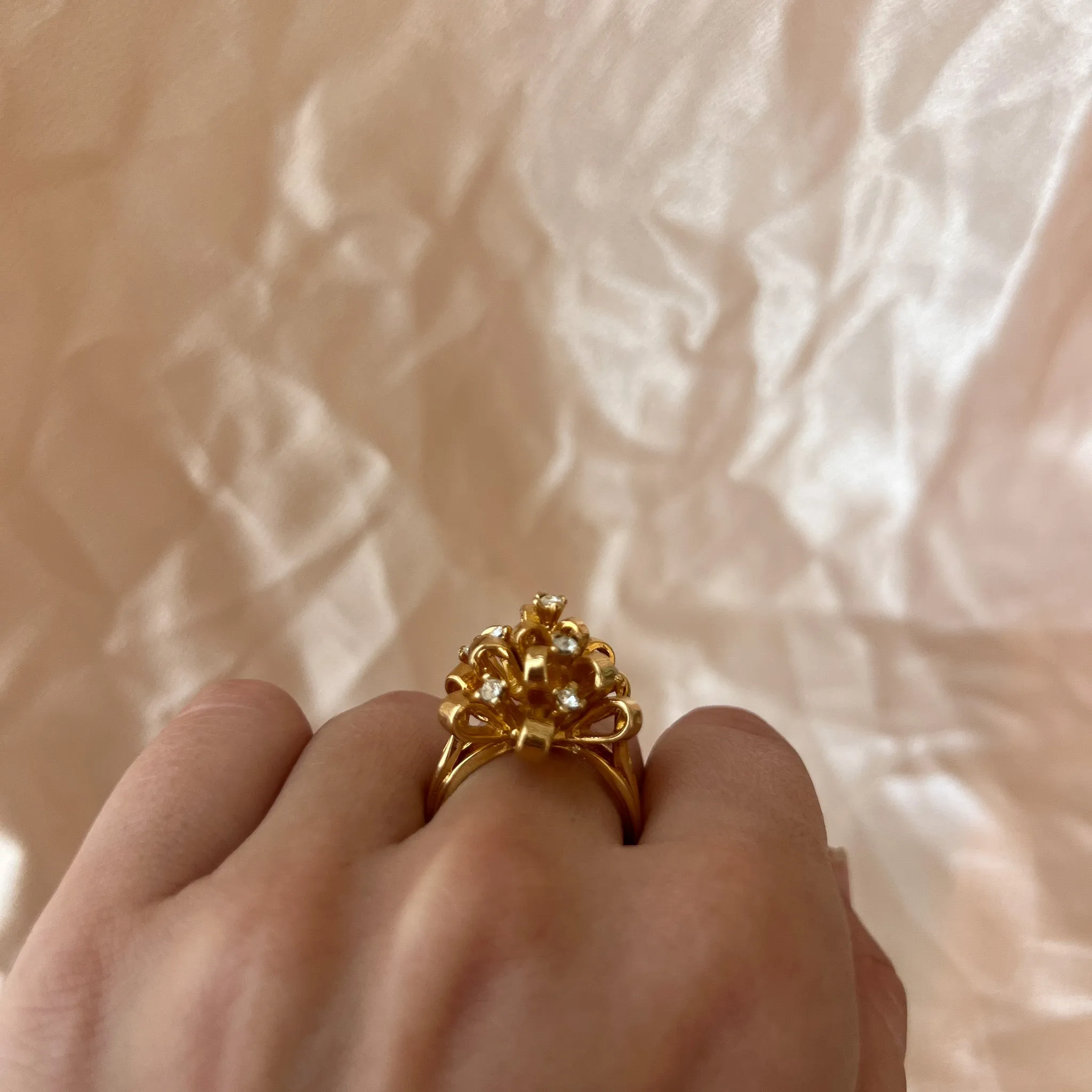 Vintage Big Bow Ring