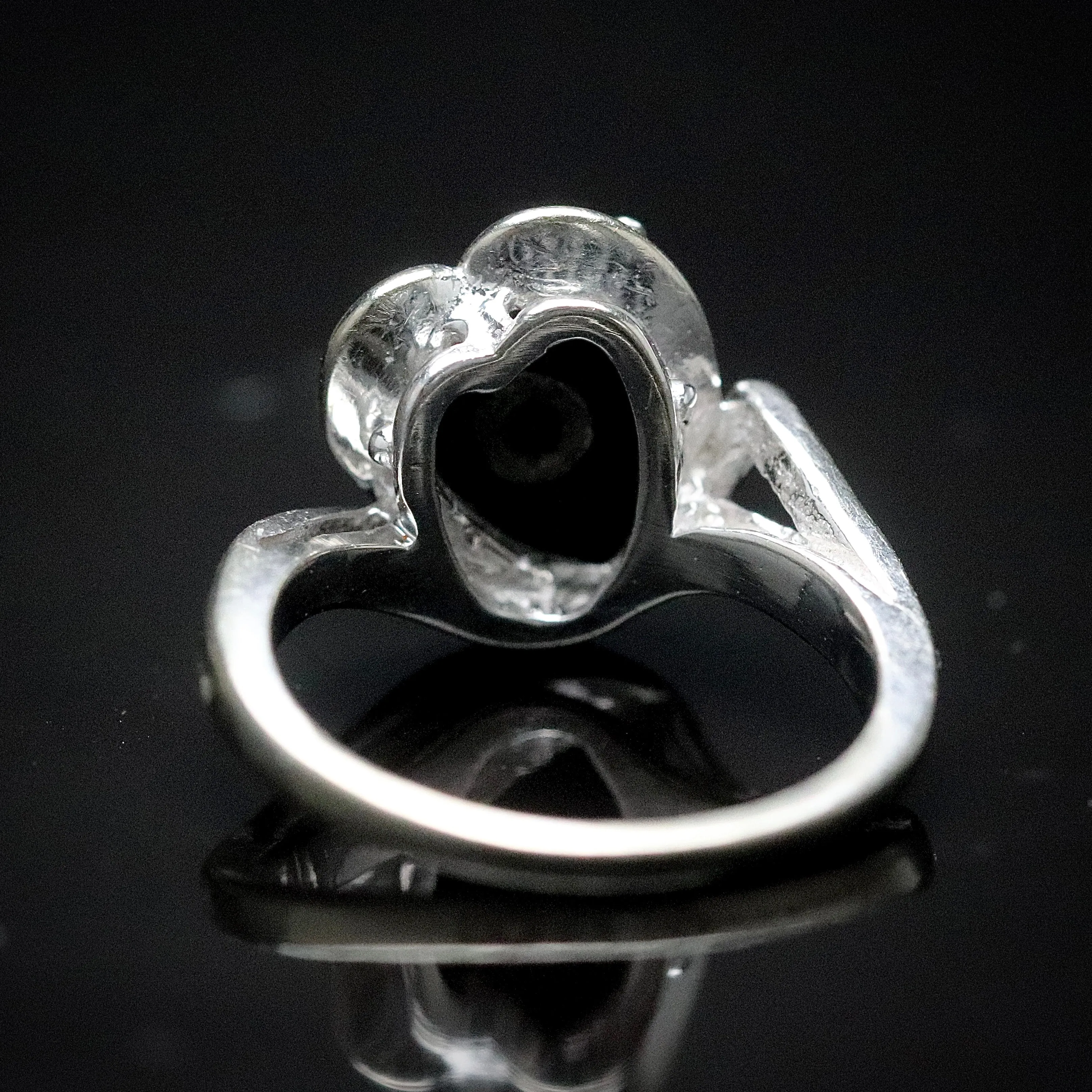 Vintage Heart shaped onyx and diamond ring in white gold