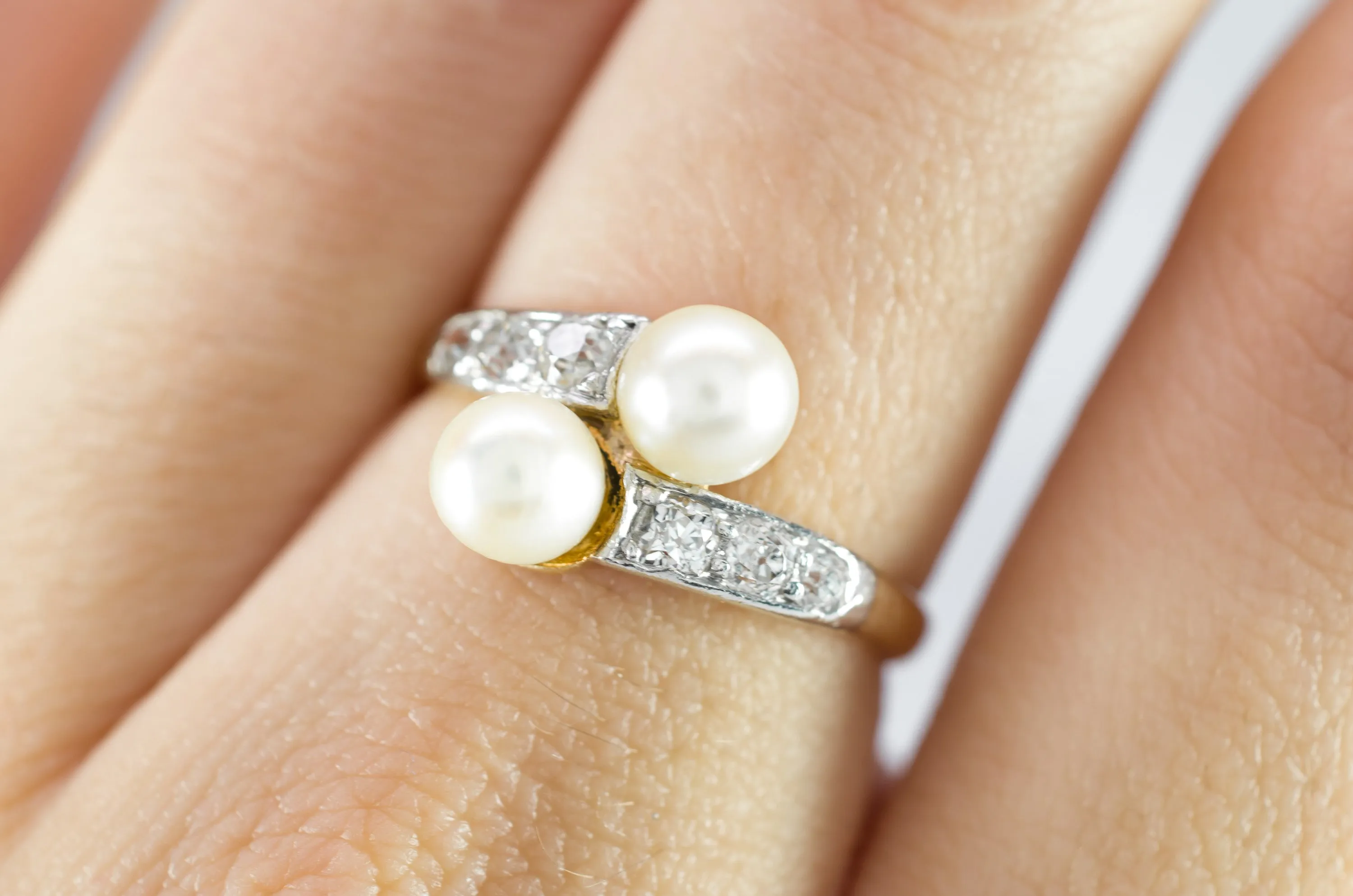 VINTAGE MINE CUT DIAMOND AND PEARL TOI ET MOI RING