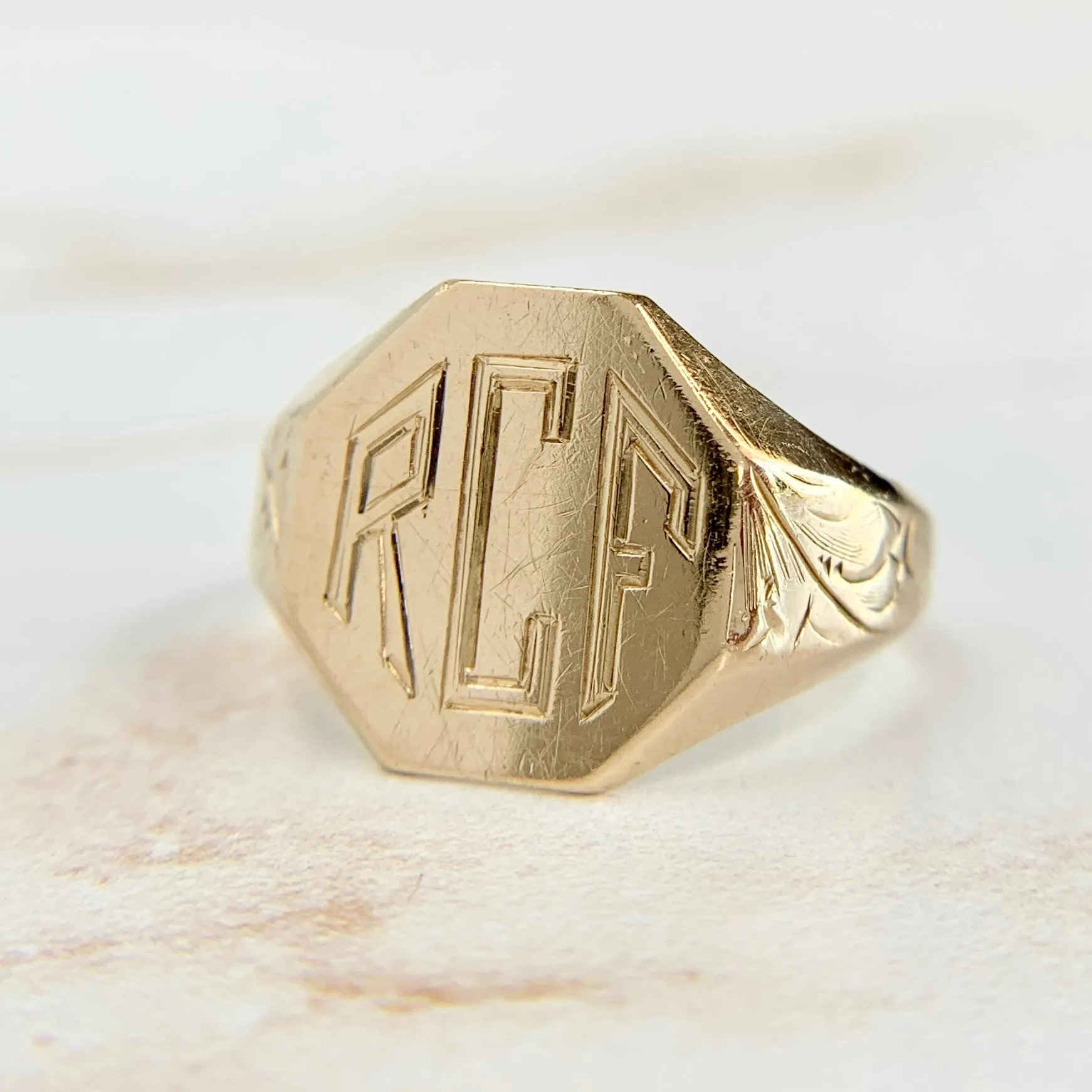 Vintage "RCF" Signet 14k