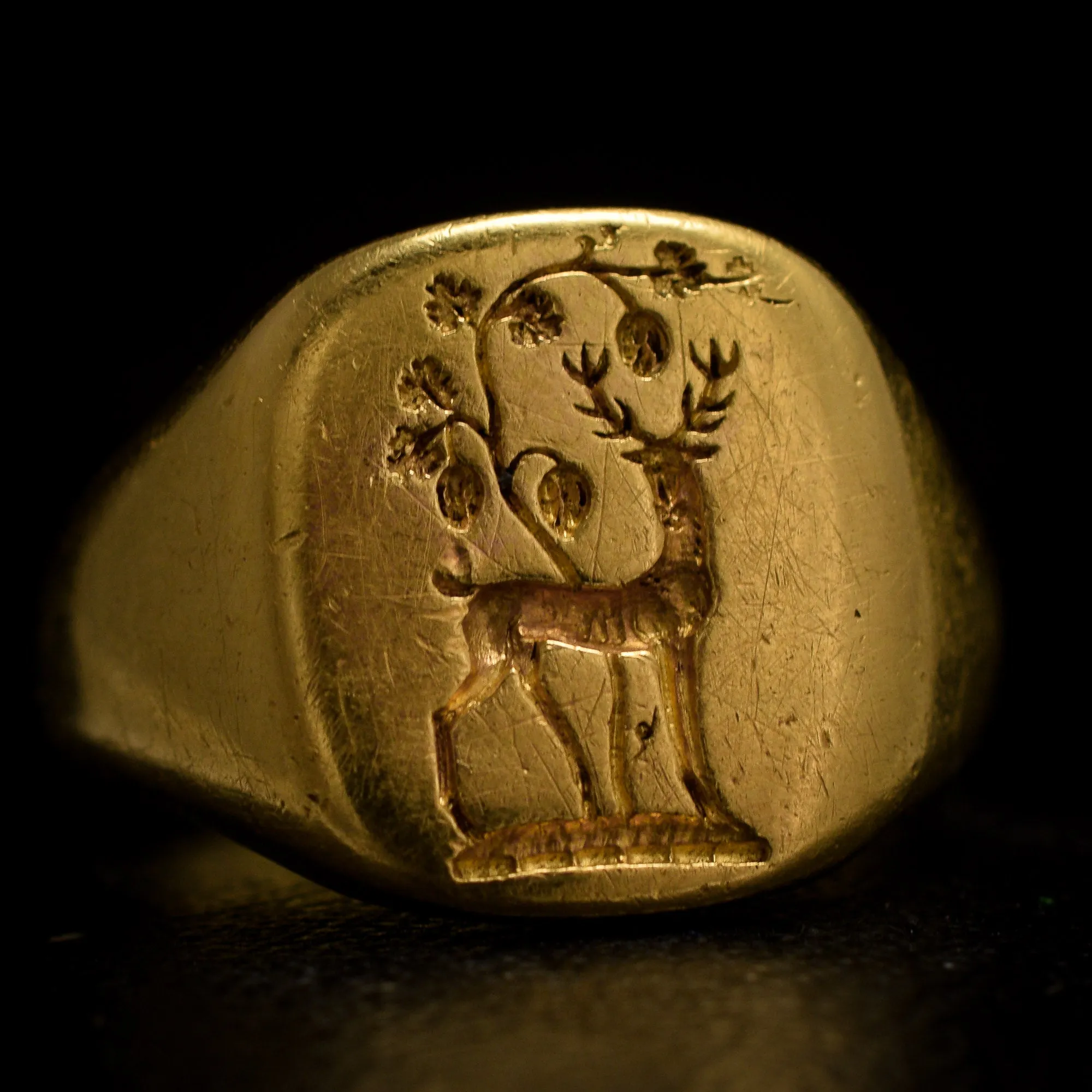 Vintage "Stag & Grape-Vine" Heraldic Signet Ring