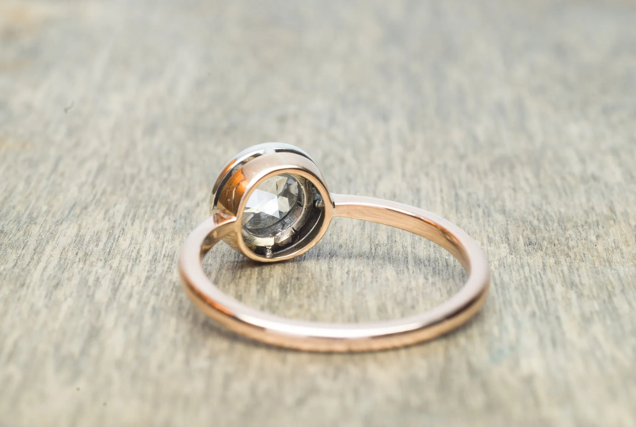 VINTAGE ROSE CUT DIAMOND SOLITAIRE IN GOLD