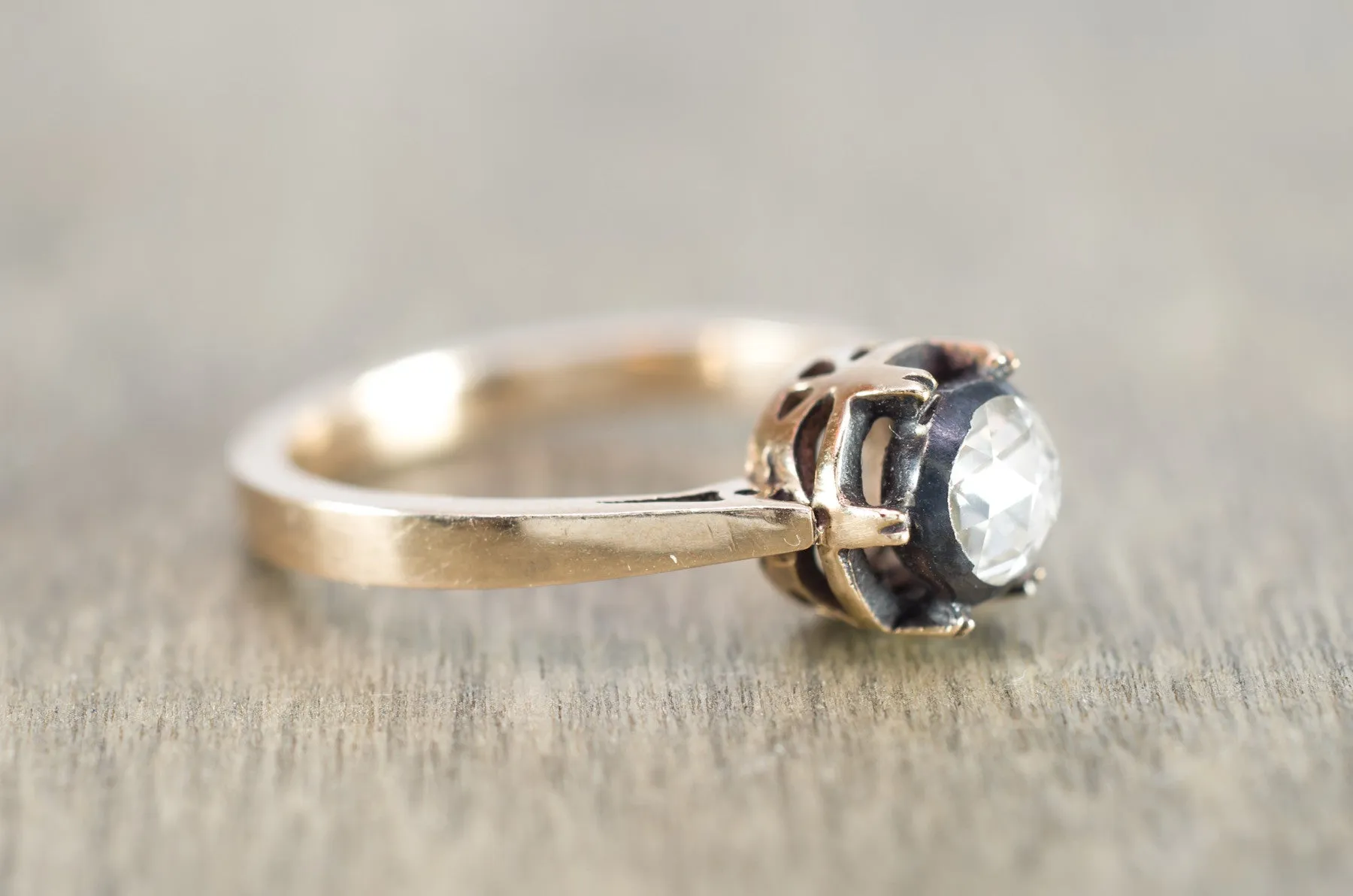 VINTAGE ROSE CUT DIAMOND SOLITAIRE IN GOLD