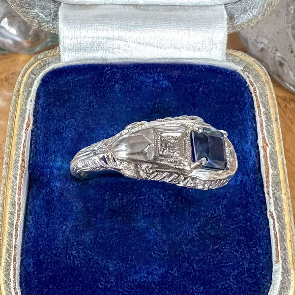 Vintage Sapphire & Diamond Filigree Ring
