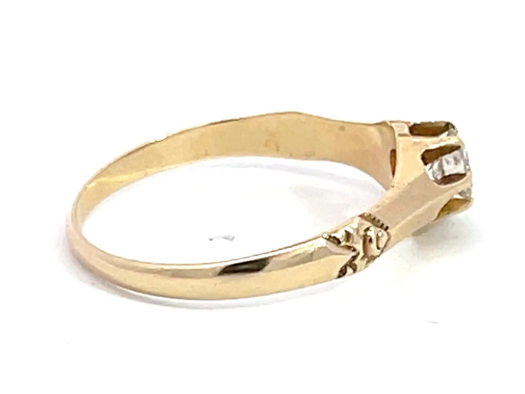 Vintage Solitaire Diamond Ring in 14k Yellow Gold
