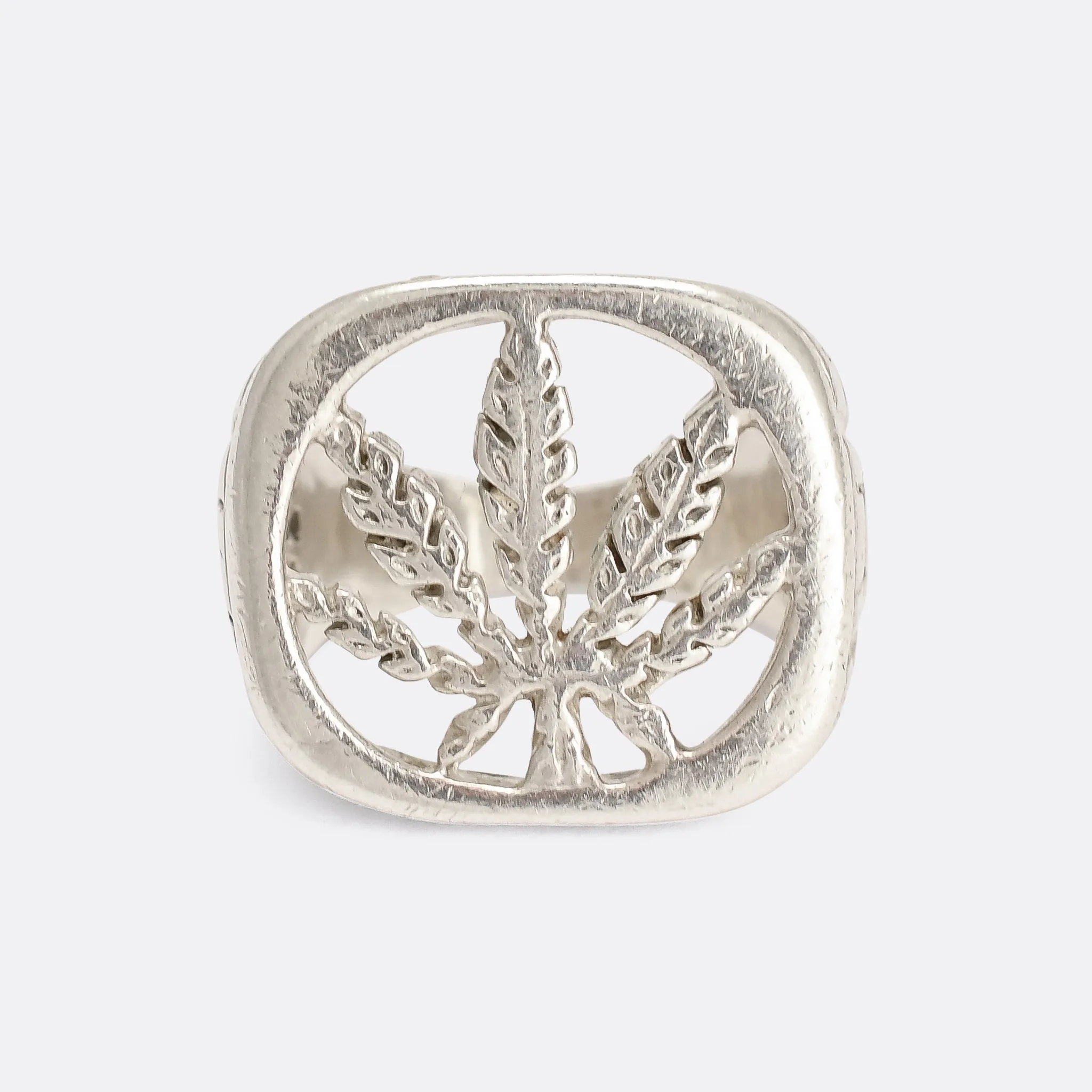 Vintage Weed Leaf Signet Ring
