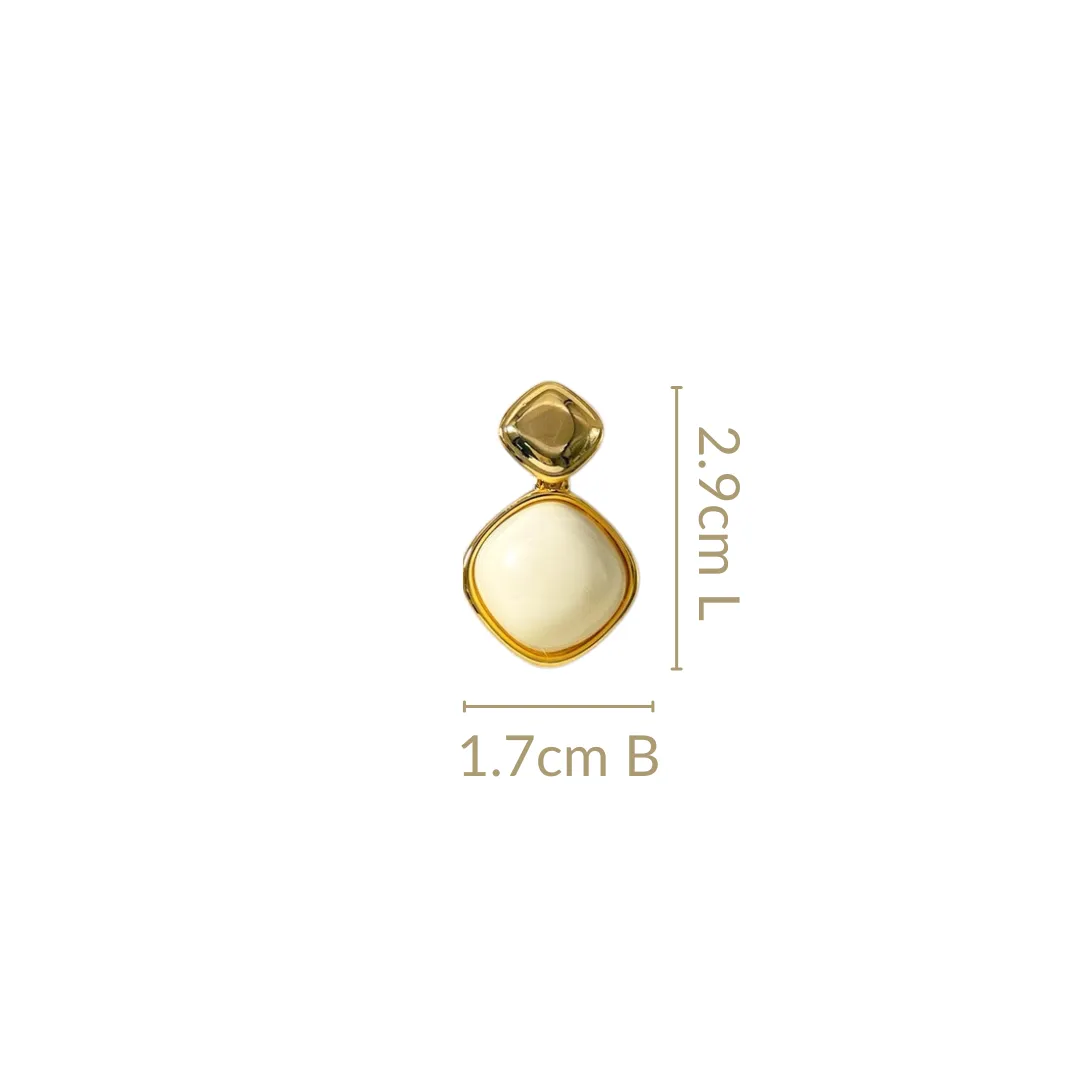 White And Gold Rhombus Drops