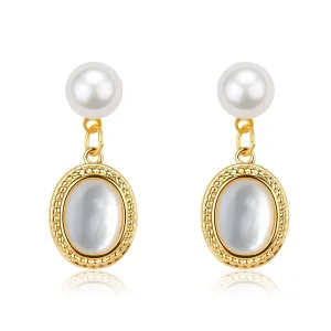 White Crystal Mother of Pearls Earrings