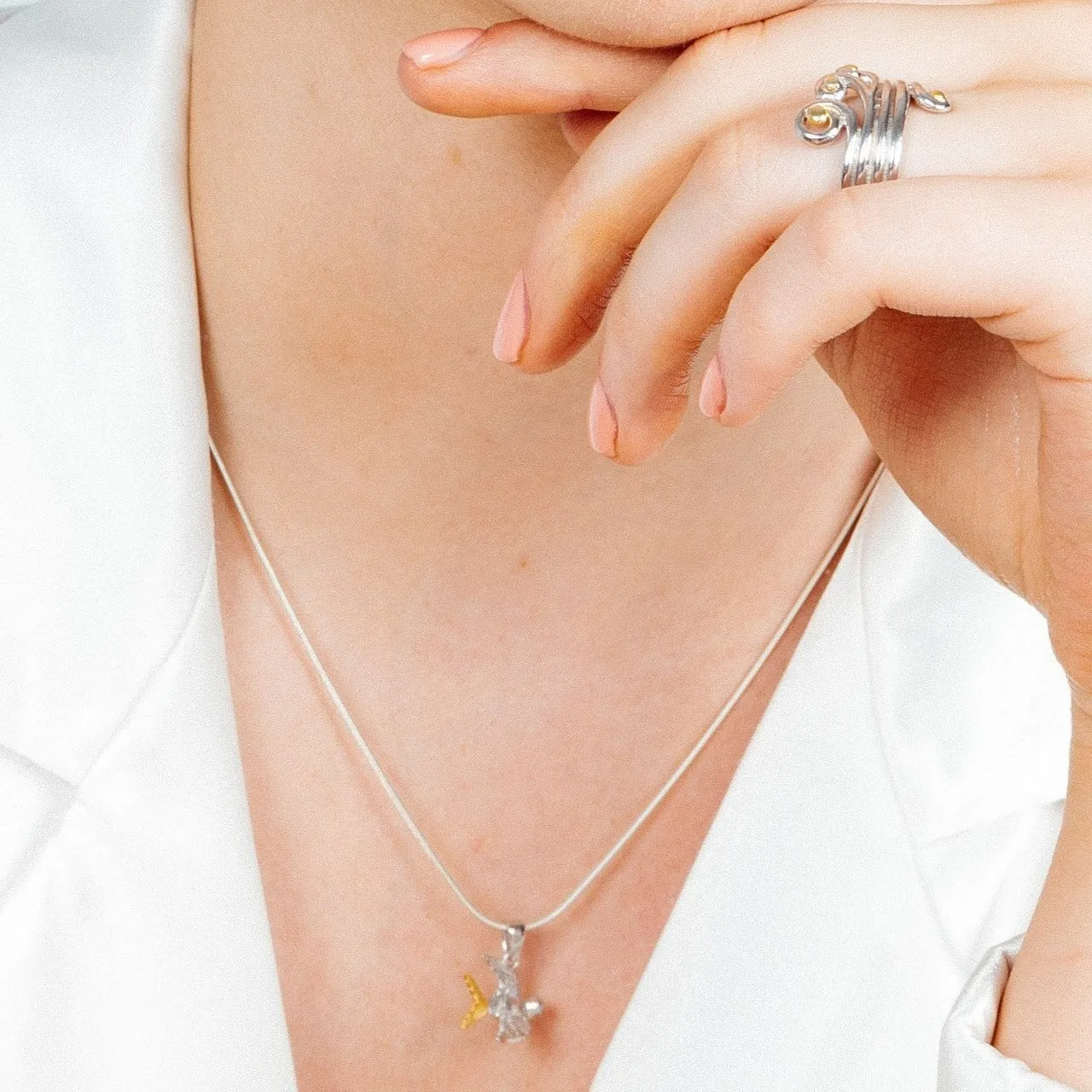 Wildlife Pendant - Swallow With Chain